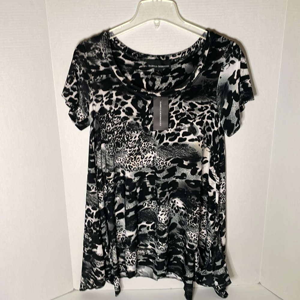 Isabella Rodriguez  Size Small Black and White Leopard Print Women's Top NWT